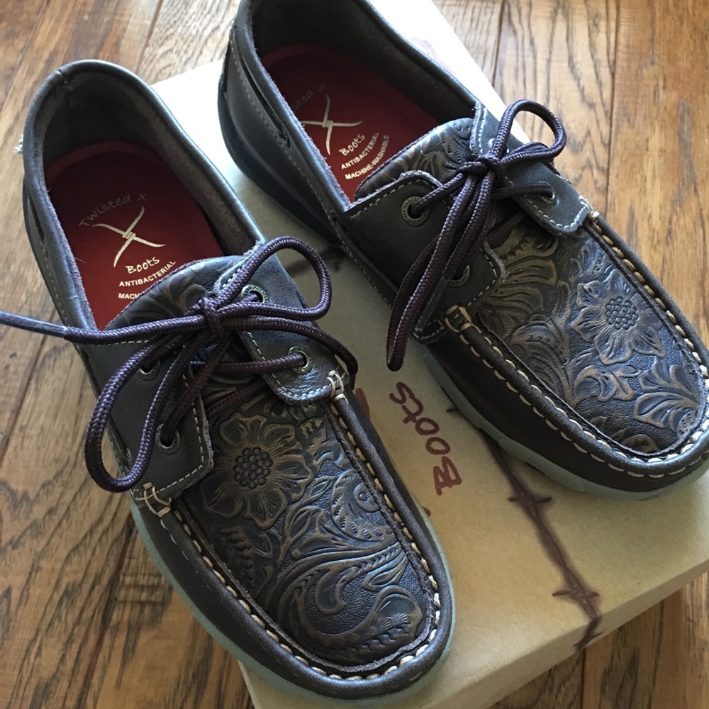 Twisted X Emboss Floral Moccasins